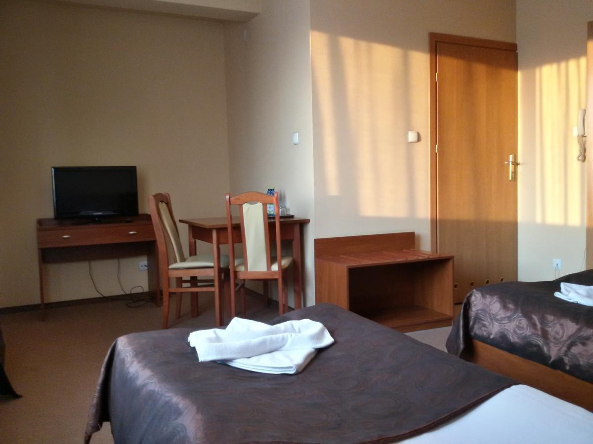 Hotel Astor Radom Luaran gambar