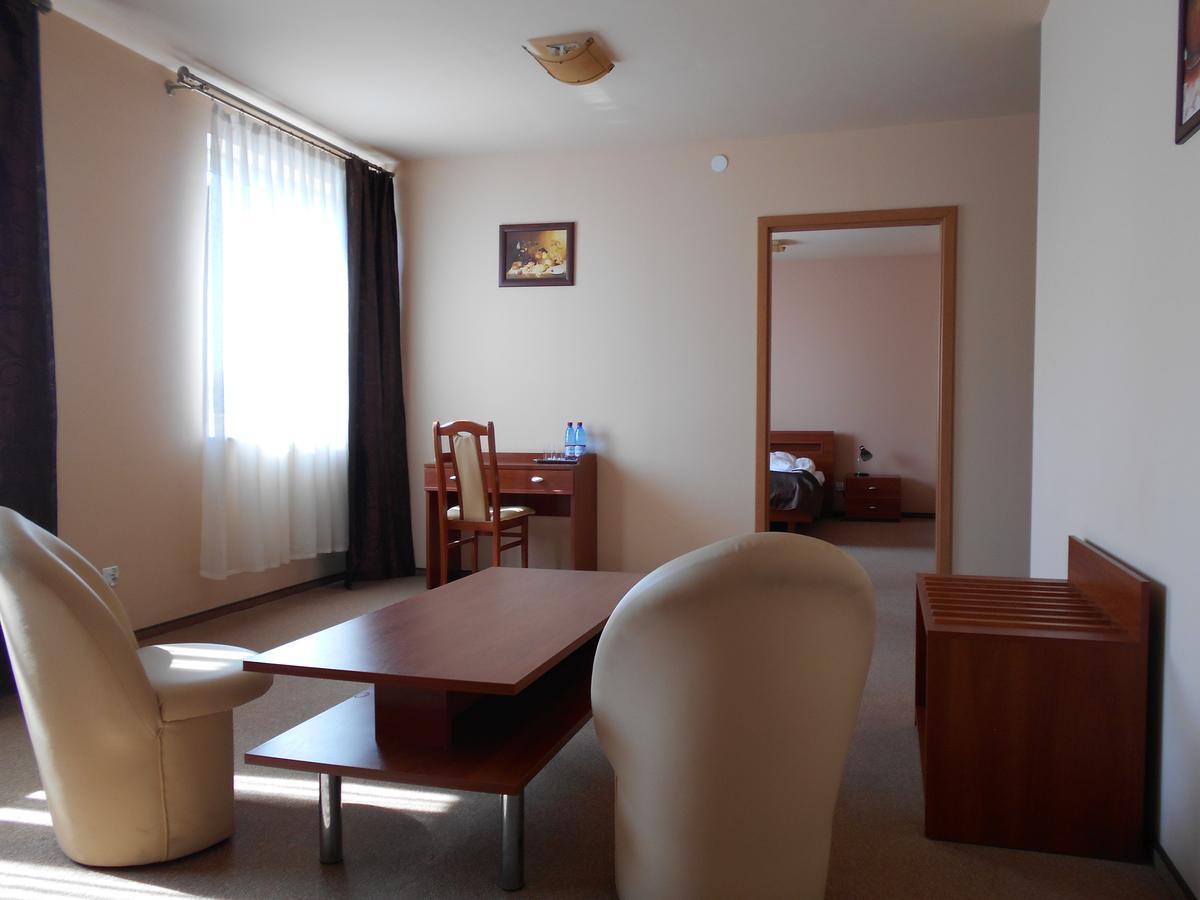 Hotel Astor Radom Luaran gambar