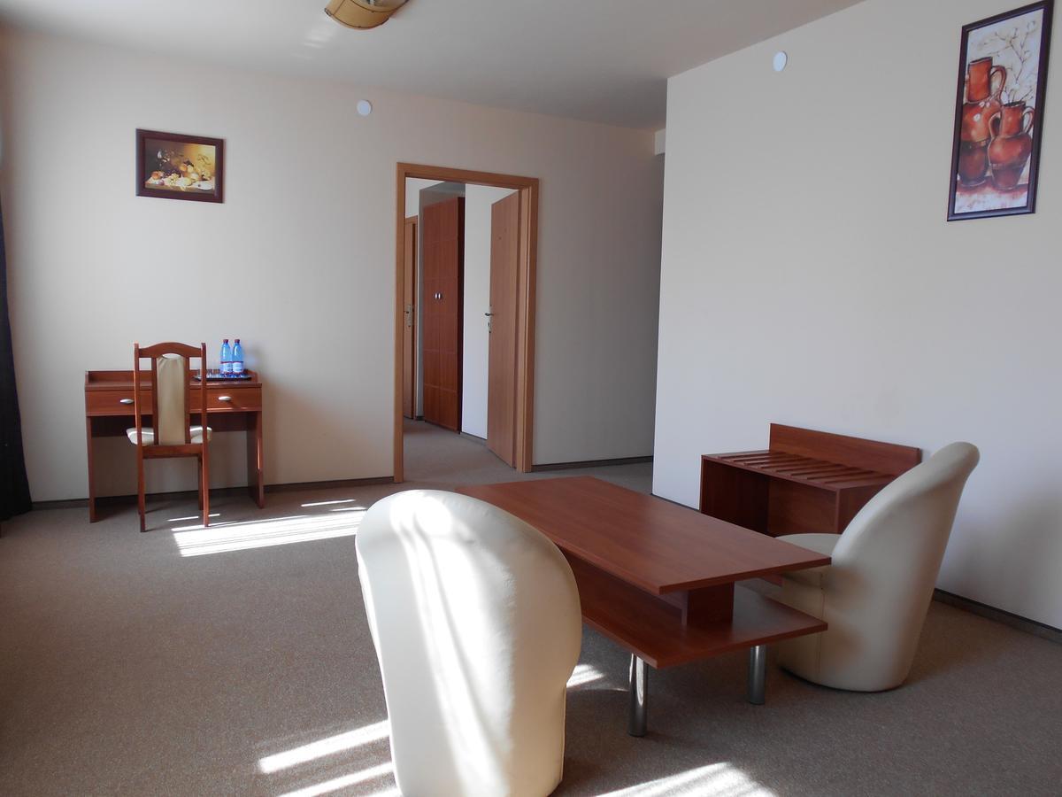 Hotel Astor Radom Luaran gambar